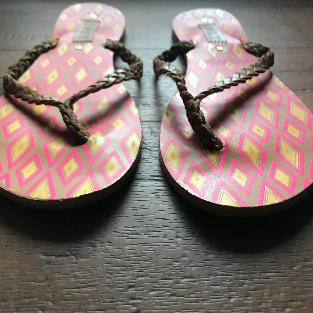 Roxy Flip Flops - Picture 3 of 6